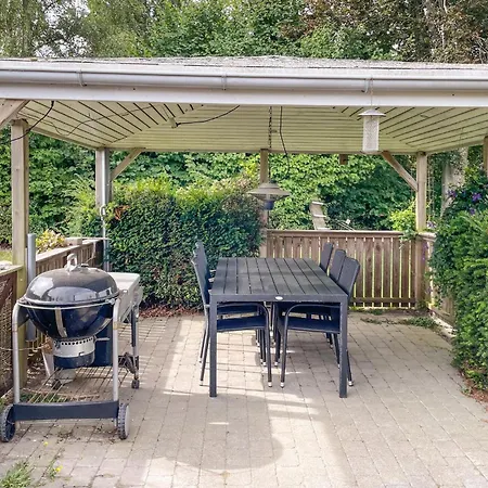 בית נופש Awesome In With Wifi