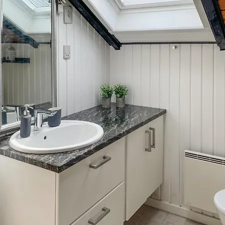 Dom wakacyjny Awesome In With Wifi *